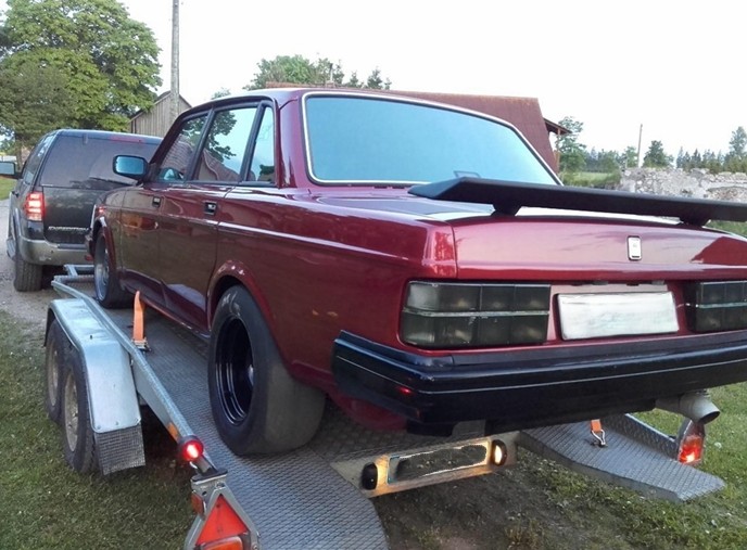 Volvo 240 Group A Spoileri